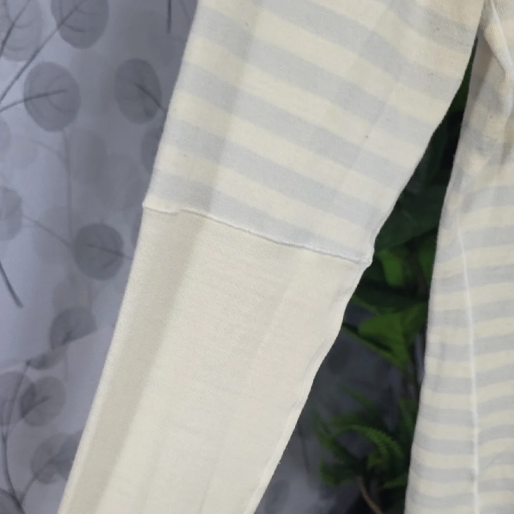 Patagonia Women's Merino 3 Midweight Zip-Neck top in a striped pattern.  - Picture 4 of 9